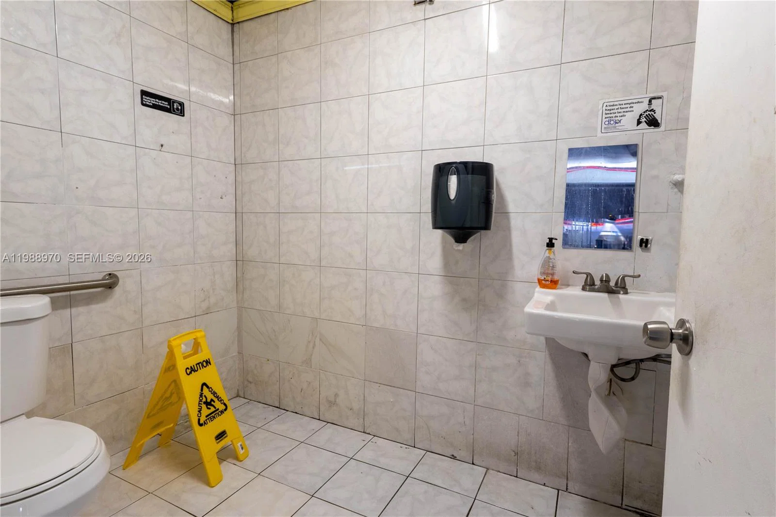 Established Latin American Restaurant with Multiple Revenue Streams