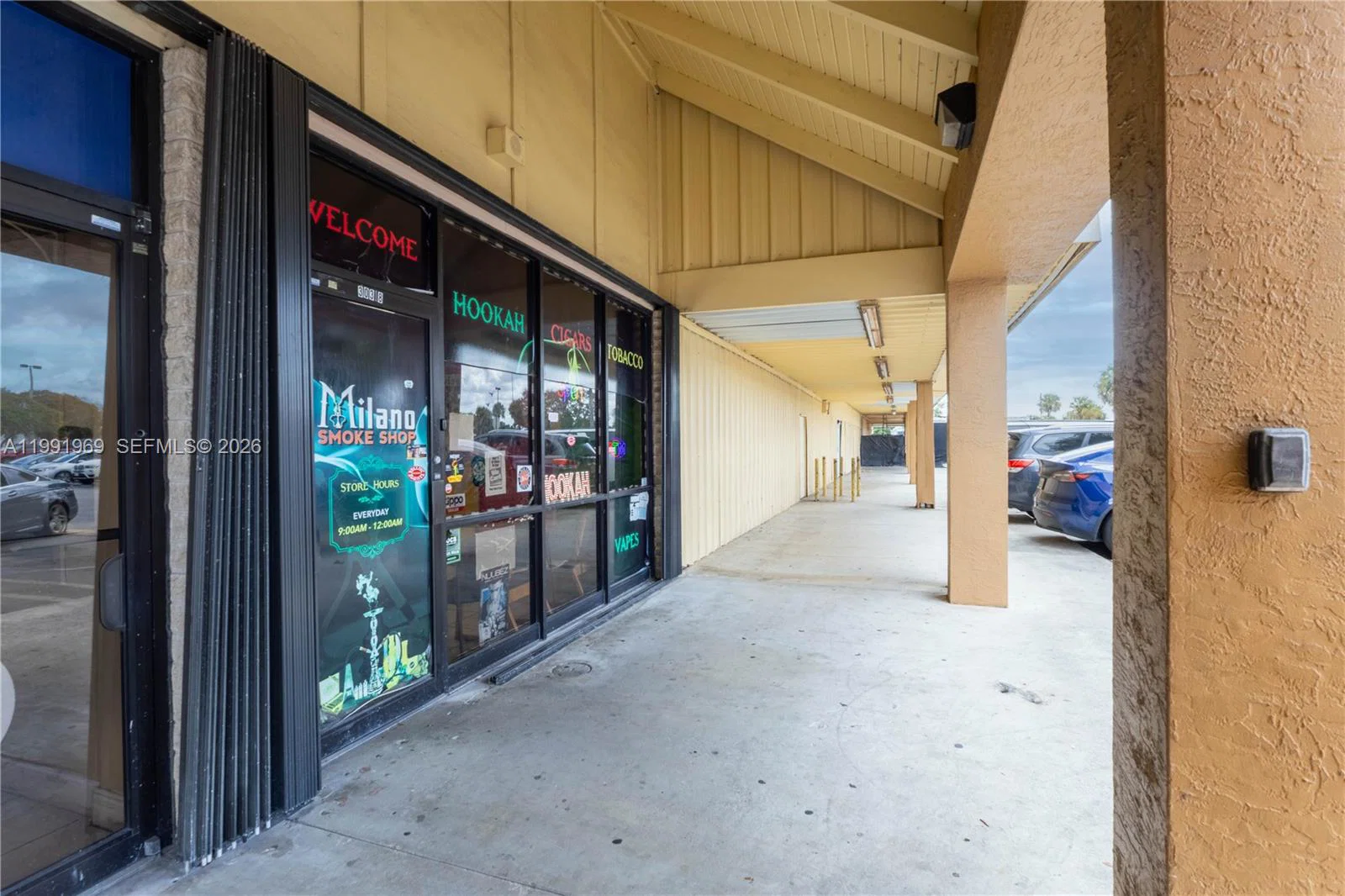 Turnkey Smoke Shop with High Margin Products