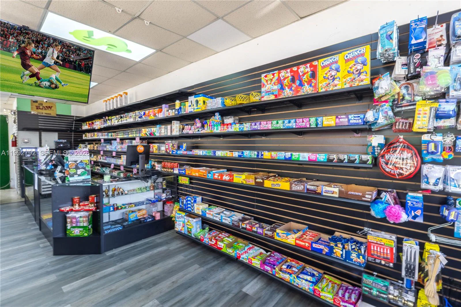 Growing Smoke Shop and Convenience Market with Multiple Revenue Streams