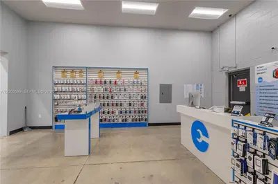 Turnkey Mobile Phone Sales  Repair with High Traffic Walmart Location
