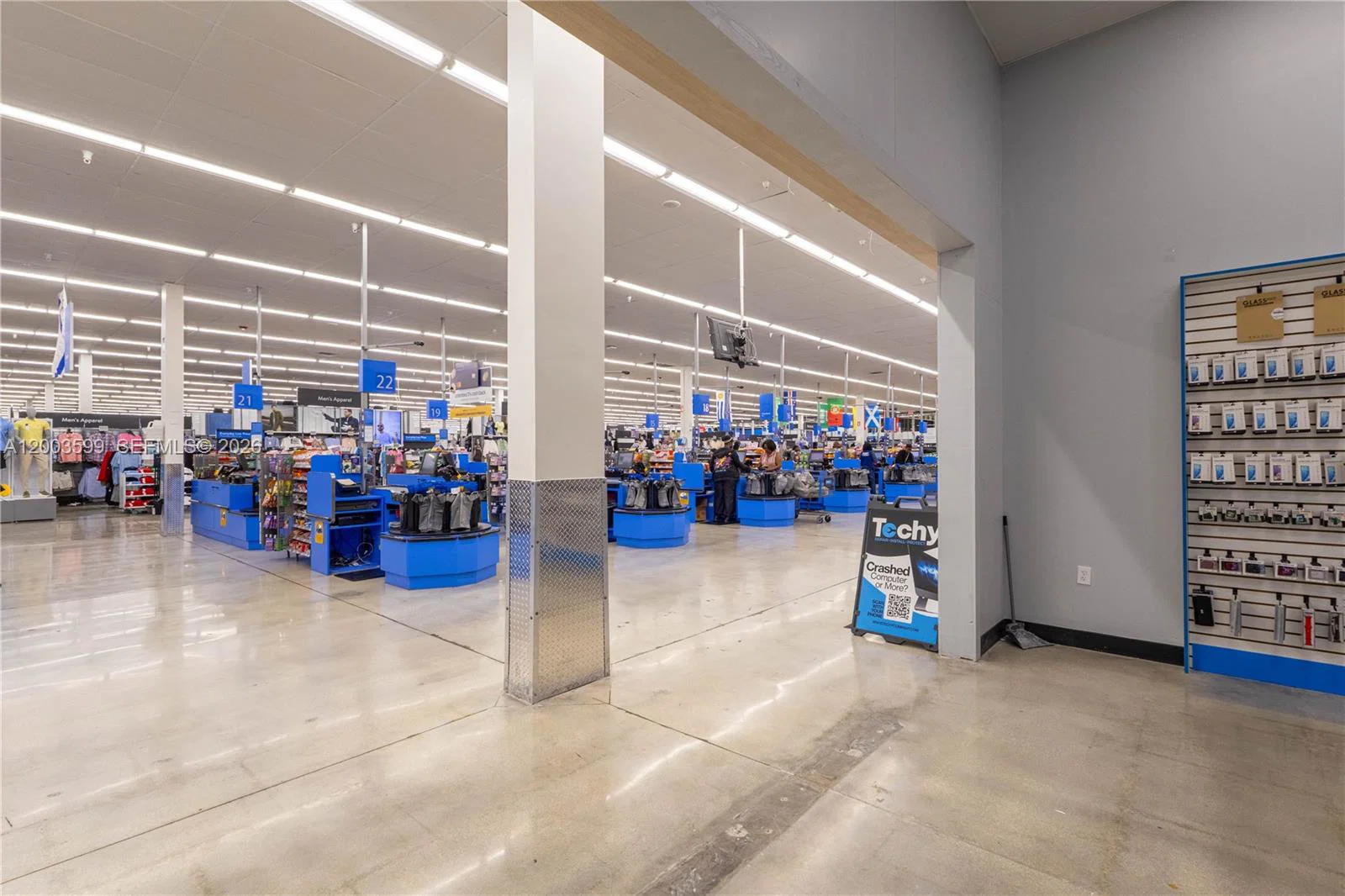 Turnkey Mobile Phone Sales  Repair with High Traffic Walmart Location