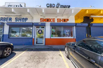 Turnkey Smoke Shop with Diverse Revenue Streams