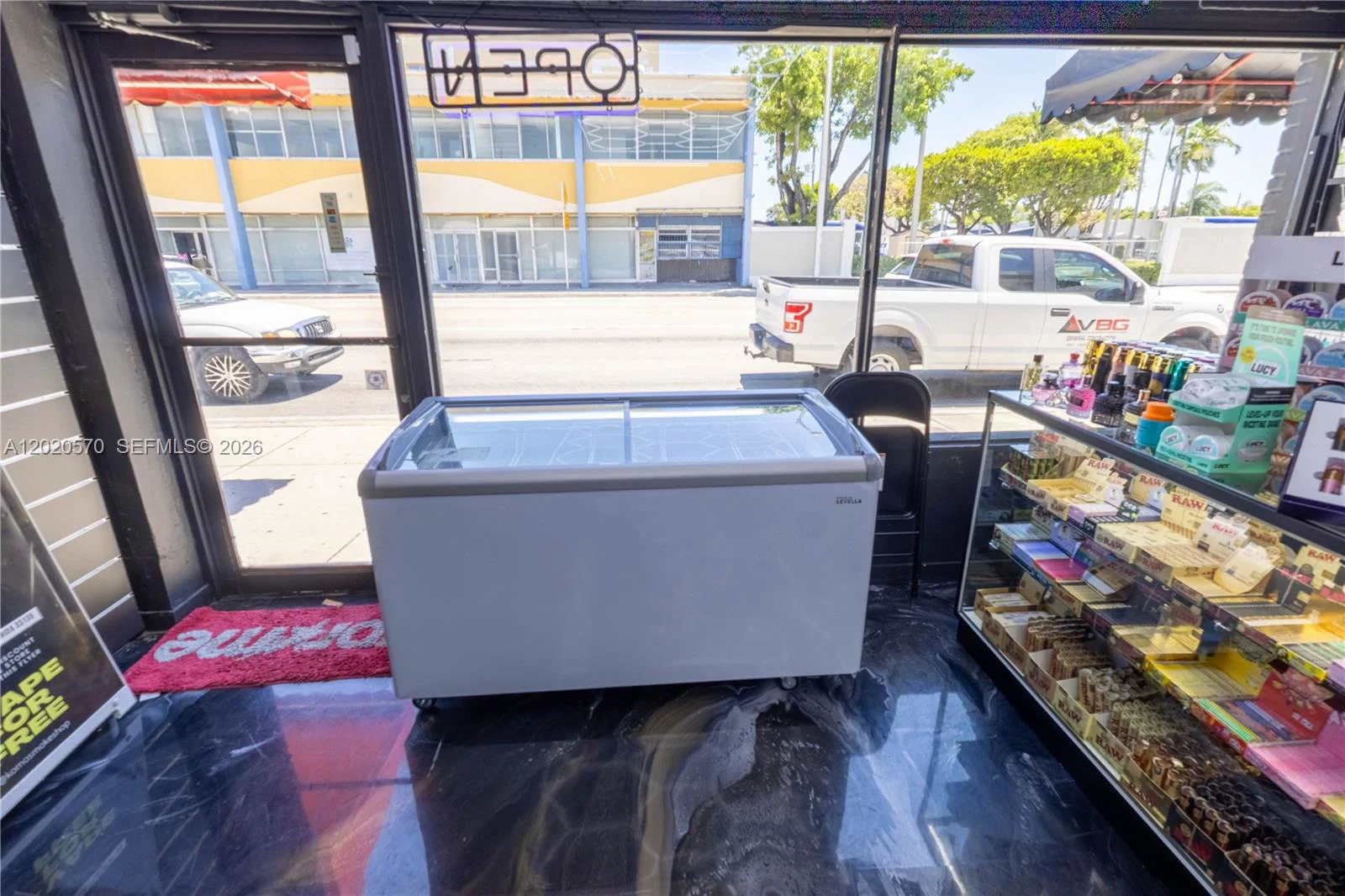 Turnkey Smoke Shop with Prime Retail Location