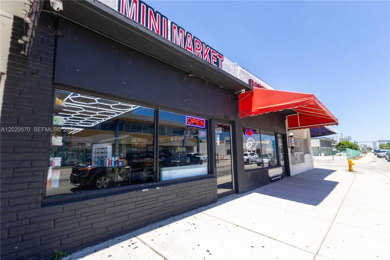Turnkey Smoke Shop with Prime Retail Location