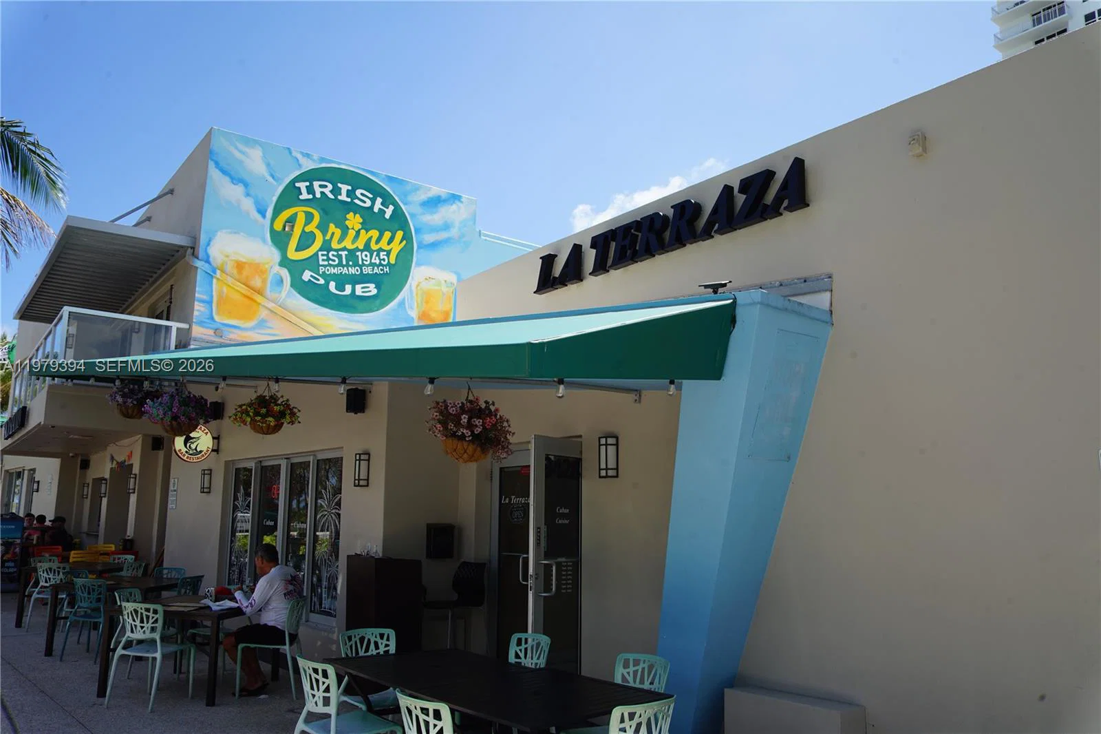 Thriving Cuban Restaurant with Prime Beachside Location
