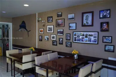 Thriving Cuban Restaurant with Prime Beachside Location
