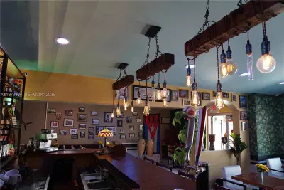 Thriving Cuban Restaurant with Prime Beachside Location