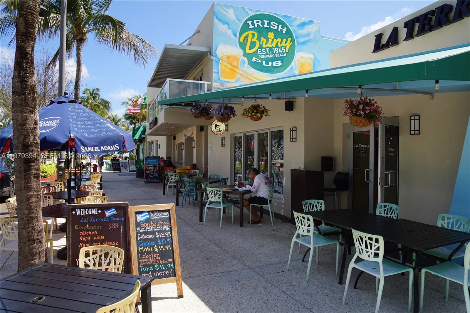 Thriving Cuban Restaurant with Prime Beachside Location