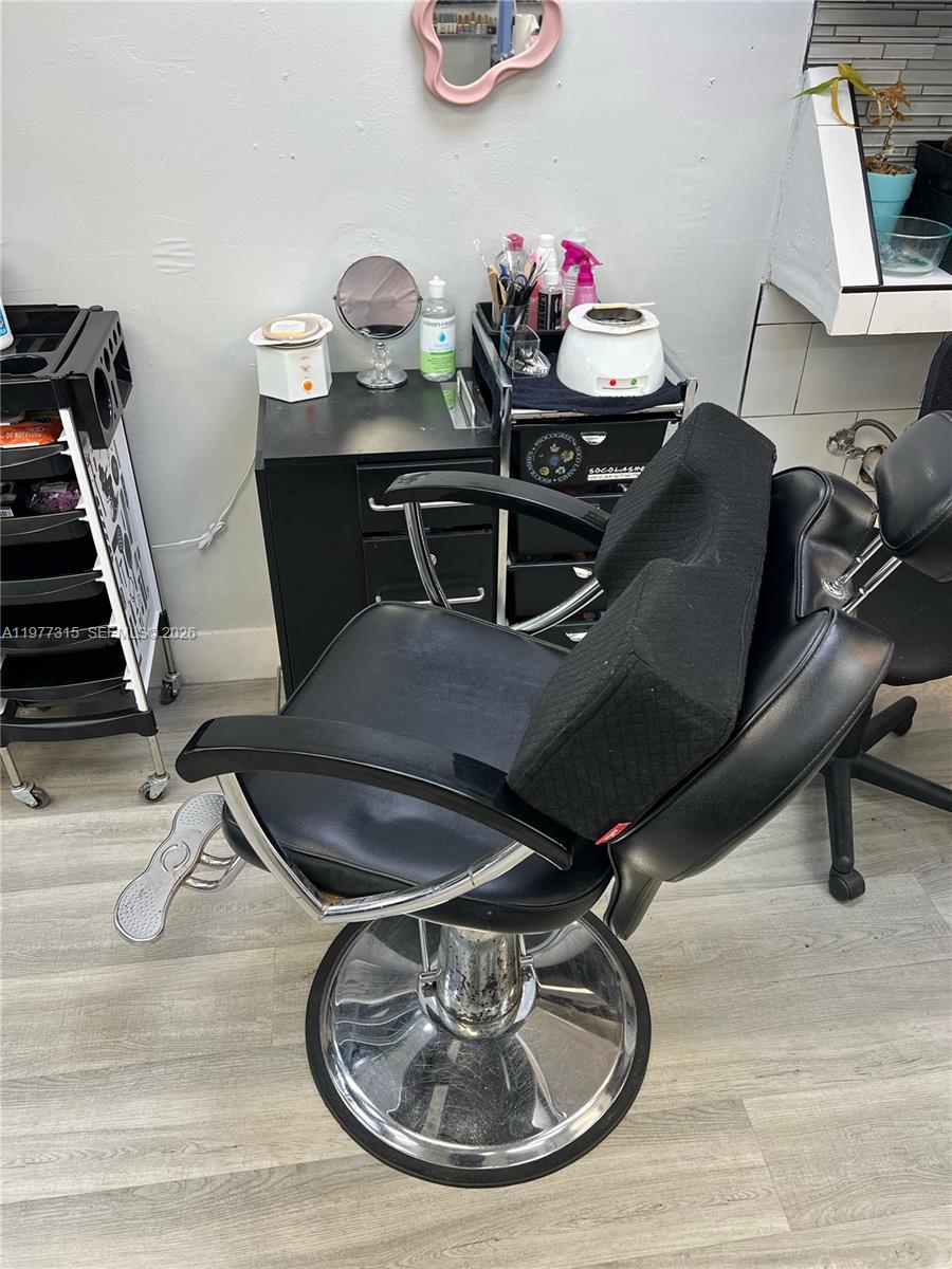 Complete Beauty Salon Equipment Package with Multiple Service Stations