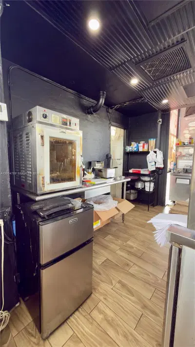 Turnkey Business Opportunity with Favorable 10 Year Lease