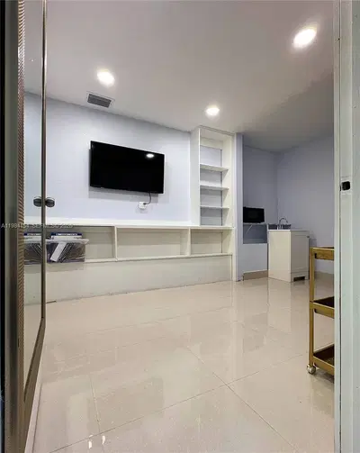 Turnkey Nail  Beauty Spa with Loyal Clientele