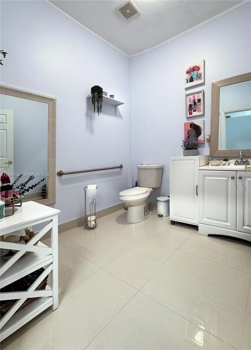 Turnkey Nail  Beauty Spa with Loyal Clientele