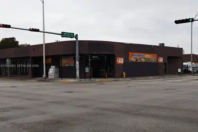 Established Convenience Store with Loyal Customer Base