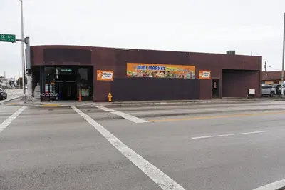 Established Convenience Store with Loyal Customer Base