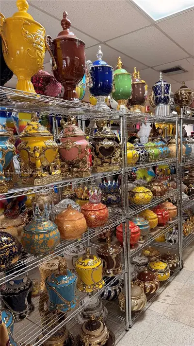 Thriving Botanical Business in High Visibility Plaza