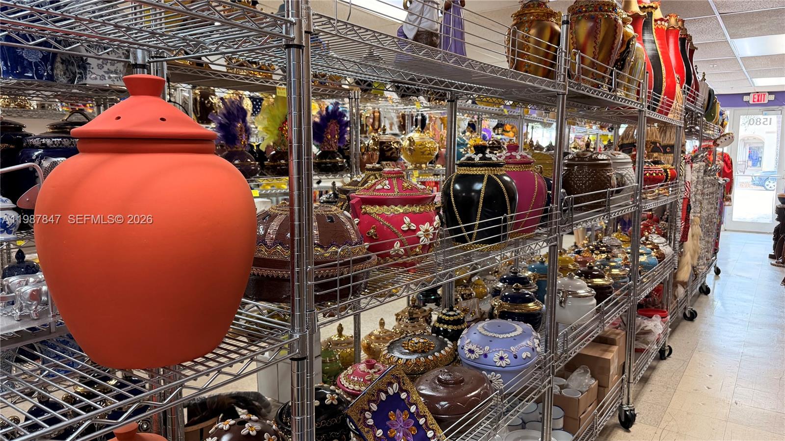 Thriving Botanical Business in High Visibility Plaza