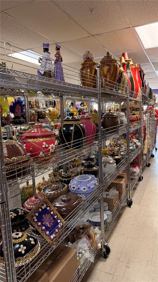 Thriving Botanical Business in High Visibility Plaza