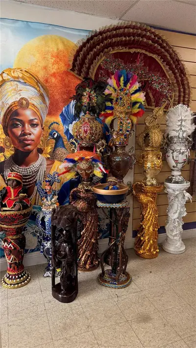 Thriving Botanical Business in High Visibility Plaza