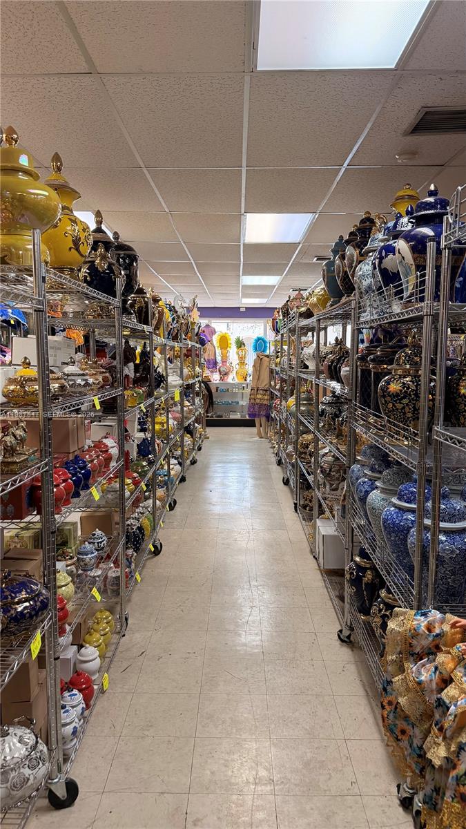 Thriving Botanical Business in High Visibility Plaza