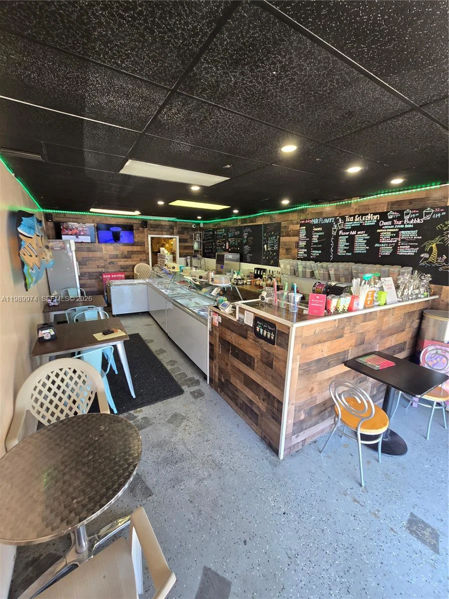 Established Ice Cream and Boba Tea Shop in Growing Shopping Center