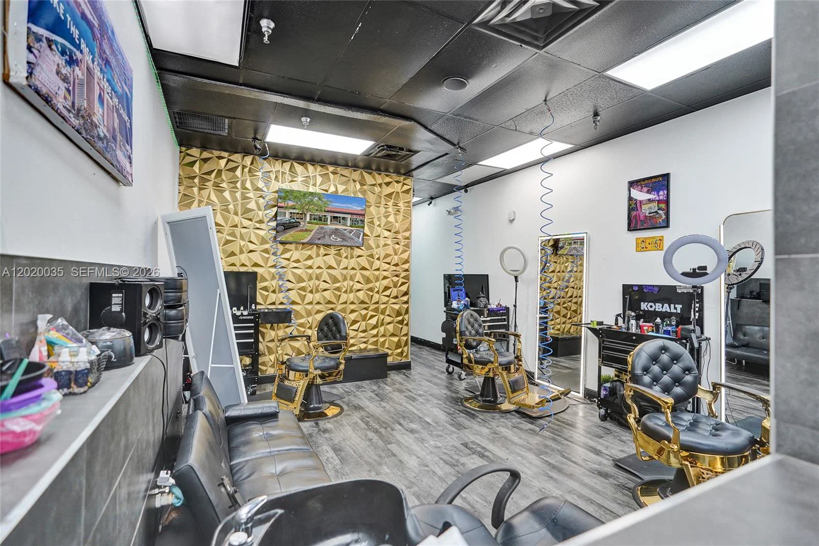 Profitable Luxury Barbershop with Strong Local Clientele