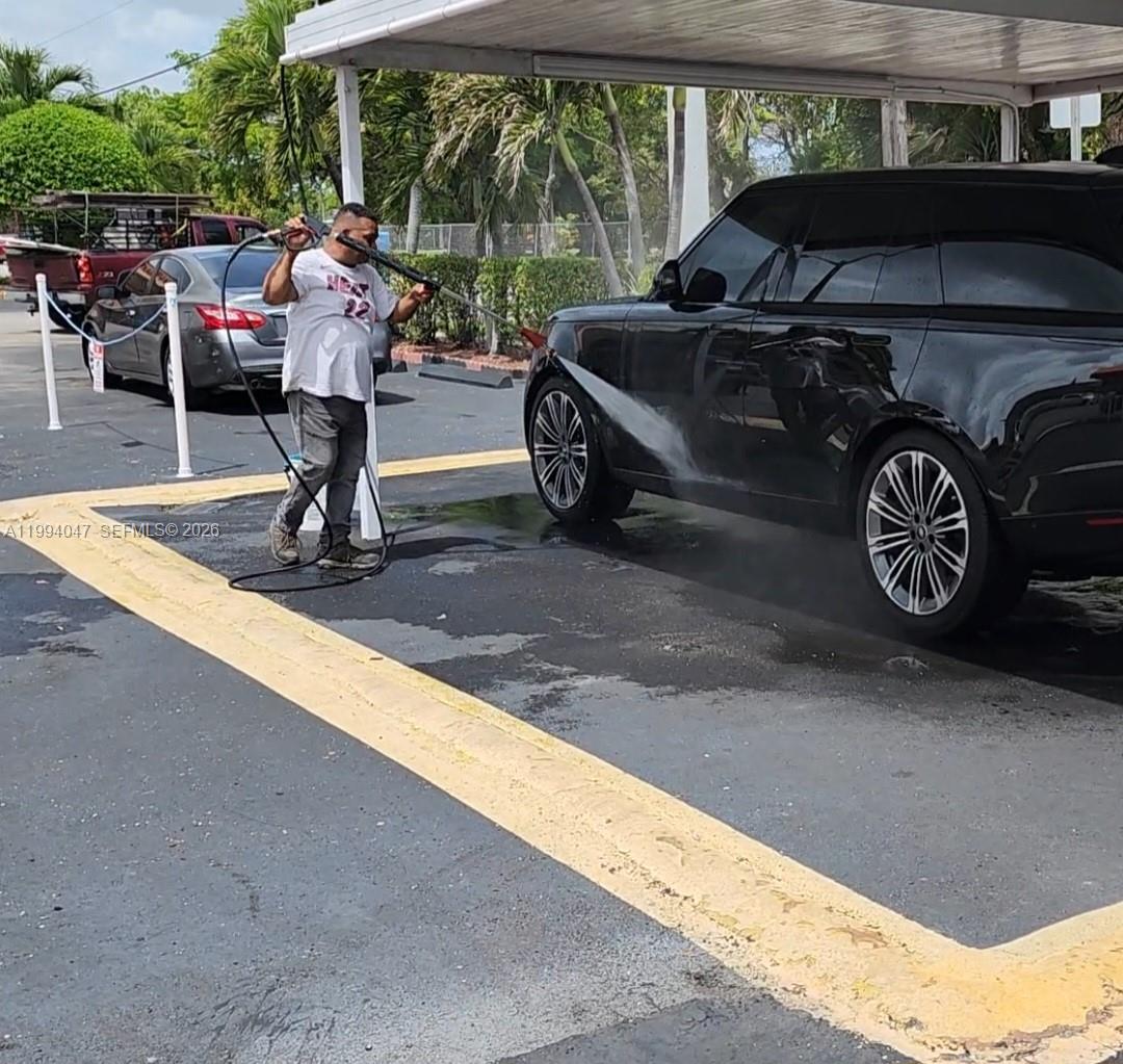 Established Hand Car Wash with Loyal Clientele