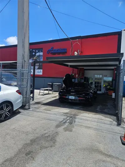 Profitable Auto Body Shop with Two Professional Spray Booths