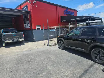 Profitable Auto Body Shop with Two Professional Spray Booths