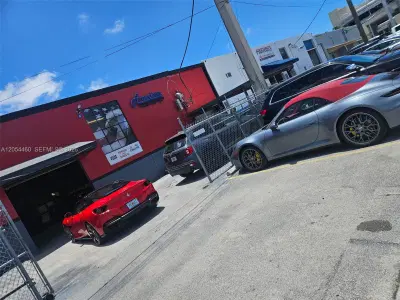 Profitable Auto Body Shop with Two Professional Spray Booths