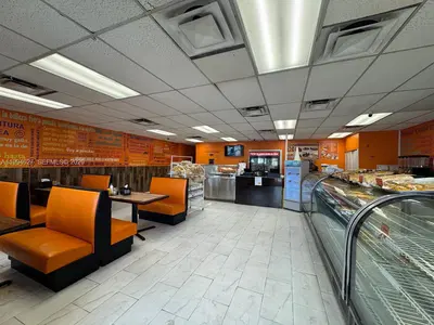 Profitable Bakery Cafe with a Long Term Below Market Lease