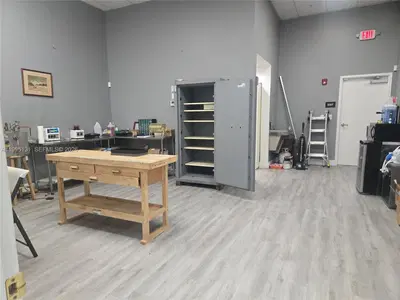 Turnkey Jewelry Store with Fully Equipped Repair Workshop
