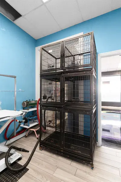 Established Pet Grooming Business with Loyal Client Base