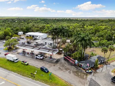 Premier Gas Station Business with High Traffic Location