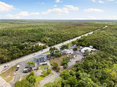 Premier Gas Station Business with High Traffic Location