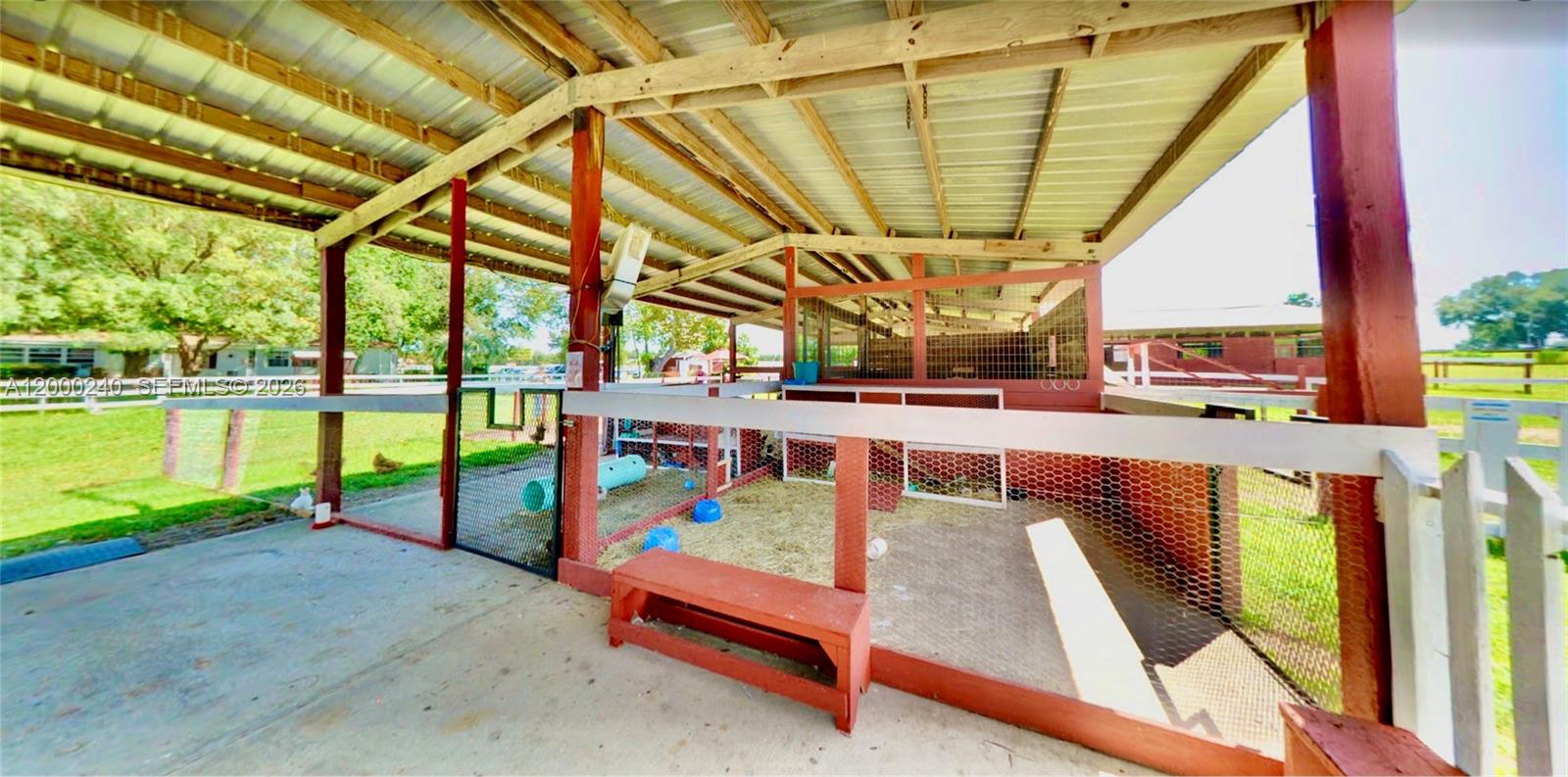 Established Petting Zoo with Extensive Animal Infrastructure