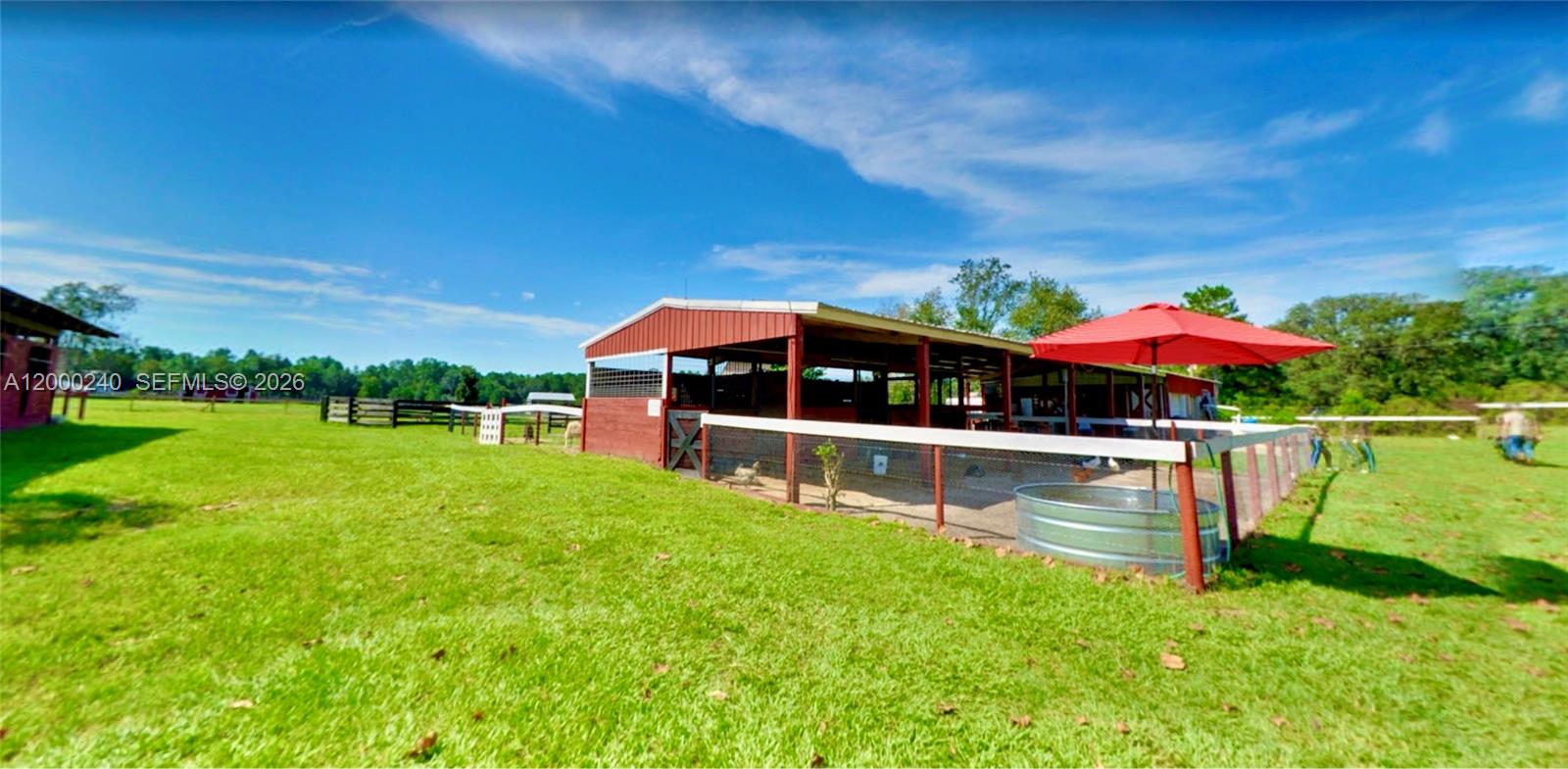 Established Petting Zoo with Extensive Animal Infrastructure