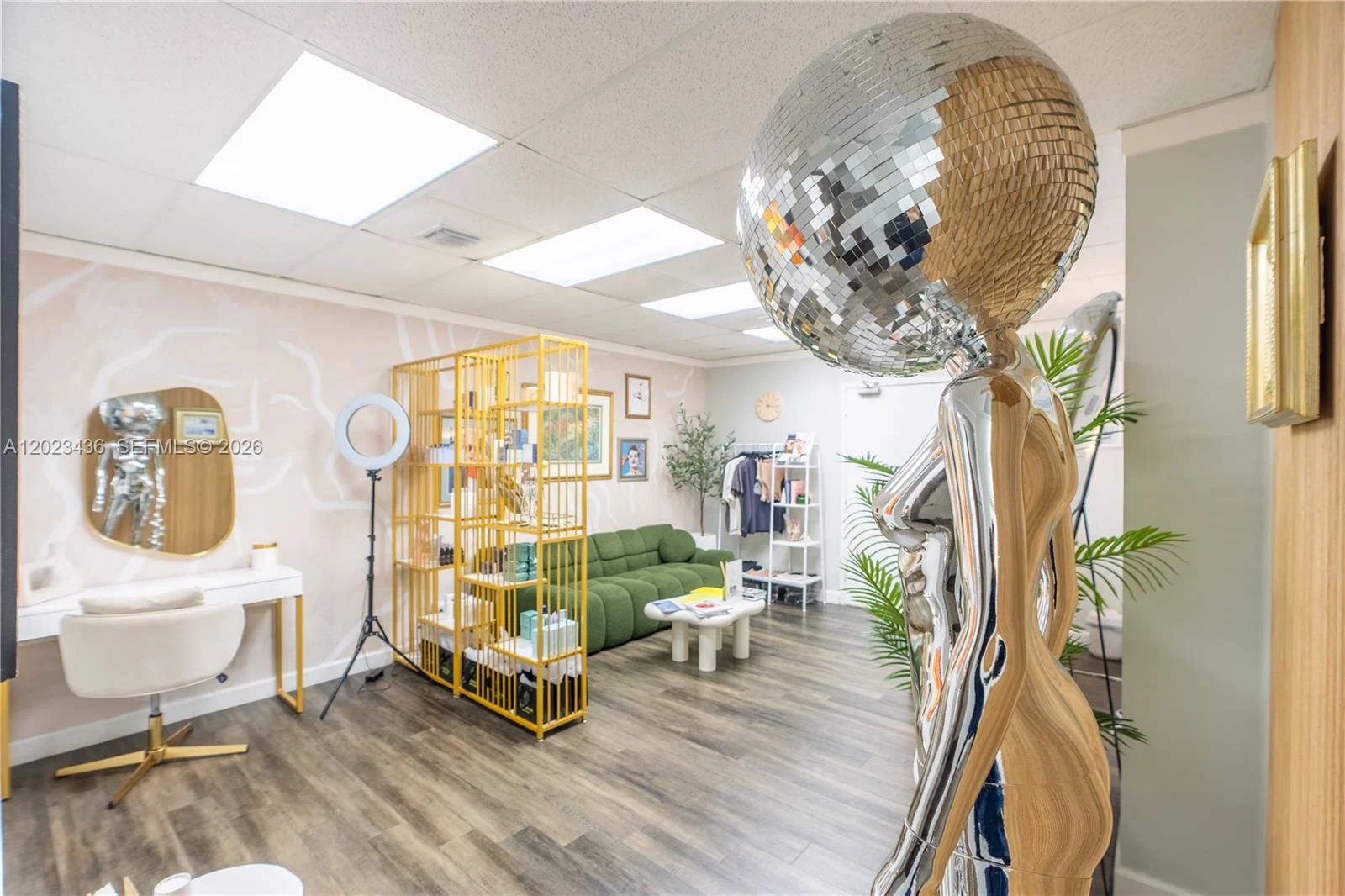 Thriving Aesthetic  Beauty Studio with Sublease Income