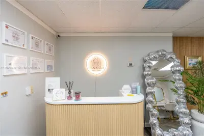 Thriving Aesthetic  Beauty Studio with Sublease Income
