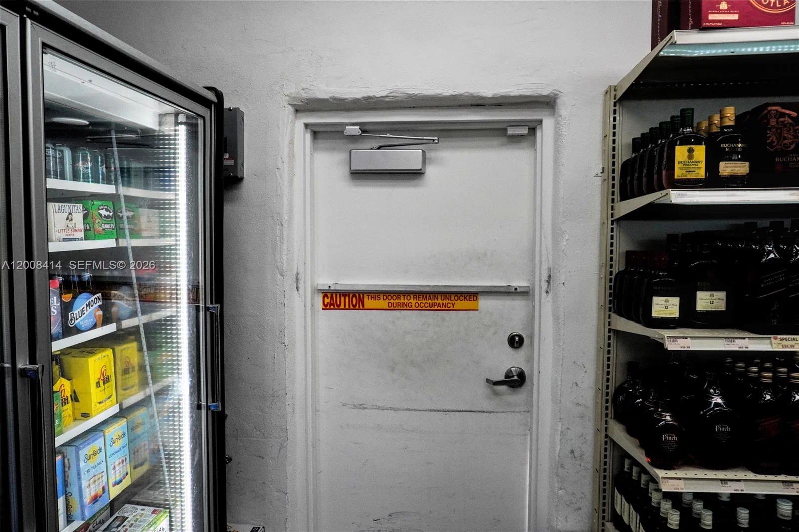 Valuable 4COP Liquor License and Essential FFE Package