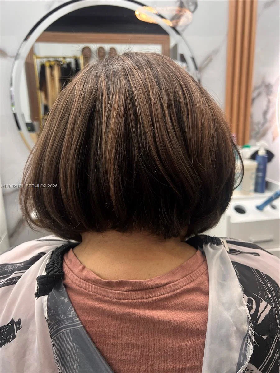 Turnkey Hair Extension and Wig Salon with Loyal Clientele