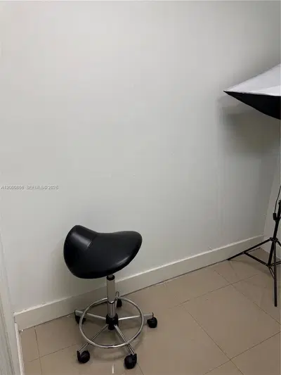 Complete Hair Salon Equipment Package with Flexible Layout