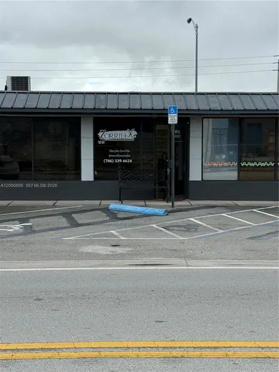 Complete Hair Salon Equipment Package with Flexible Layout