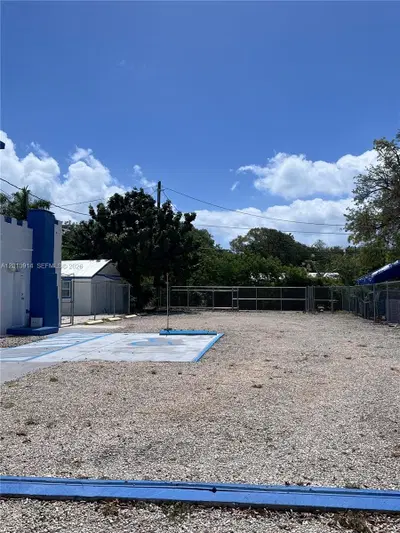 Turnkey Mixed Use Commercial Property with Active Licenses