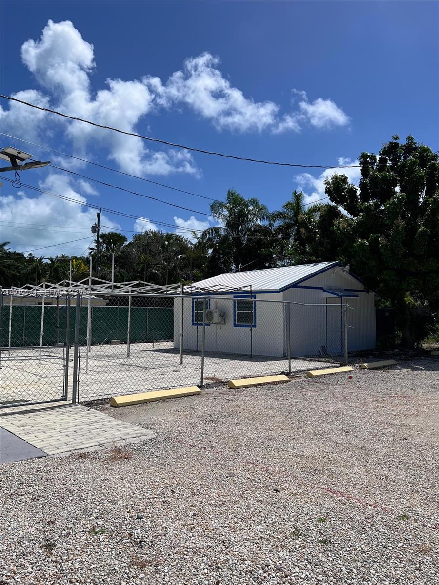 Turnkey Mixed Use Commercial Property with Active Licenses