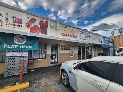 Profitable Deli Convenience and Liquor Store with Multiple Income Streams
