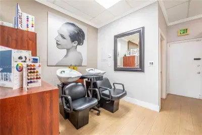 Luxury Salon Assets with High End Finishes and Custom Fixtures