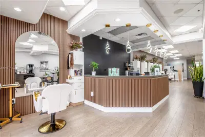 Luxury Salon Assets with High End Finishes and Custom Fixtures
