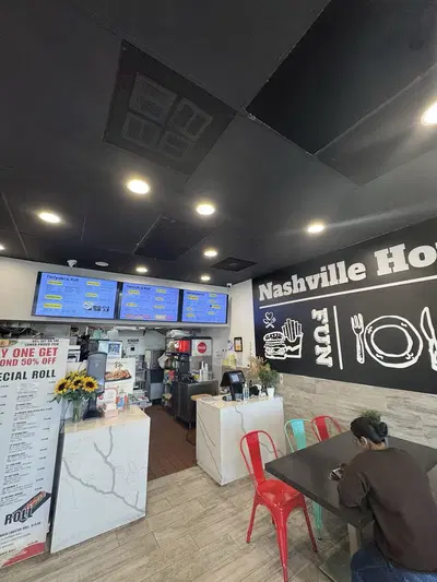 Profitable chicken restaurant with simple operations, low food costs, and open-ended training — available for immediate sale.