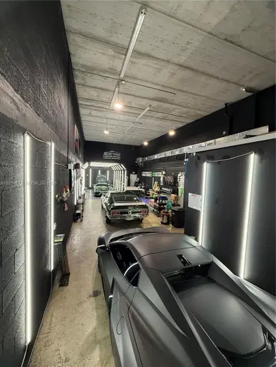 Profitable Auto Detailing Studio with Turnkey Operations