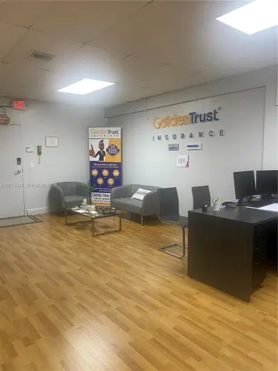 Established Insurance Agency with a Loyal Client Base